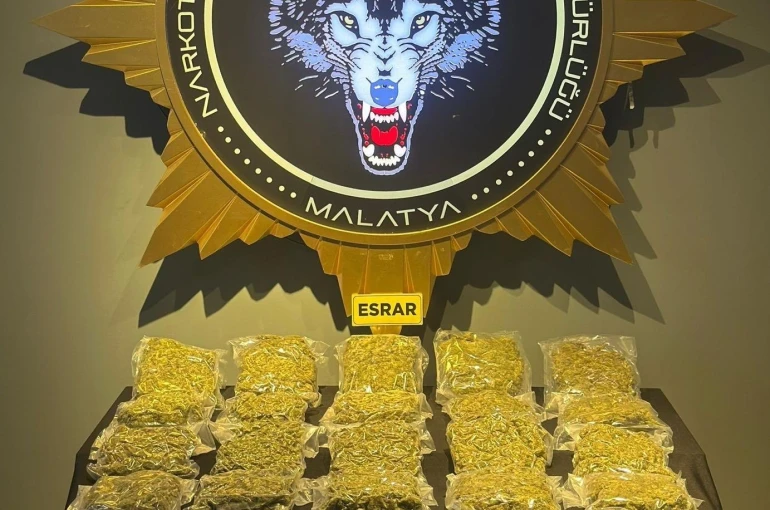 Malatya’da 12 kilo 800 gram esrar ele geçirildi 