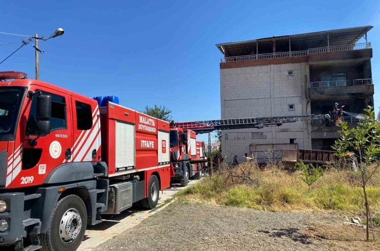 Malatya’da ev yangını korkuttu