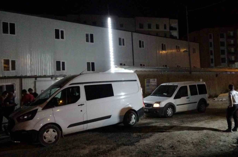 Malatya’da genç işçi şantiyede çarşafla asılı halde bulundu 