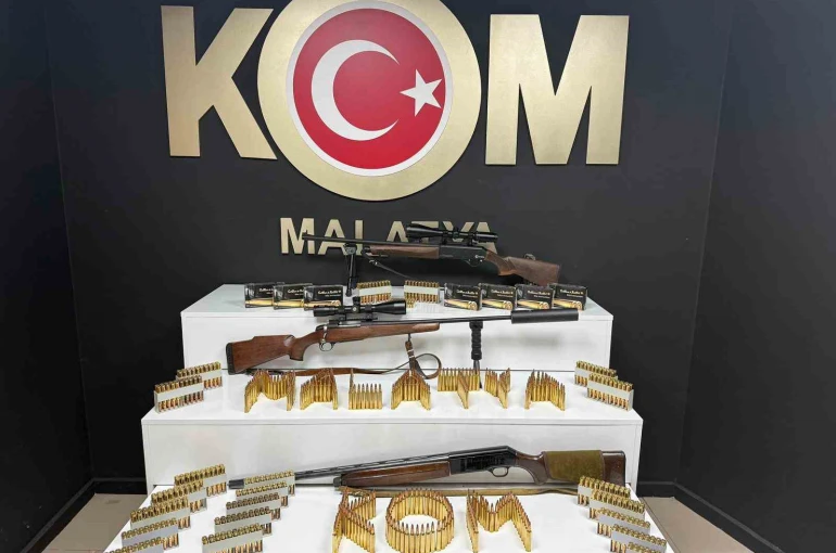 Malatya’da ruhsatsız silah operasyonu: 2 gözaltı