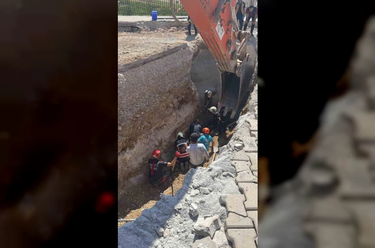 Malatya’da yol çalışmaları sırasında göçük: 2 işçi hayatını kaybetti