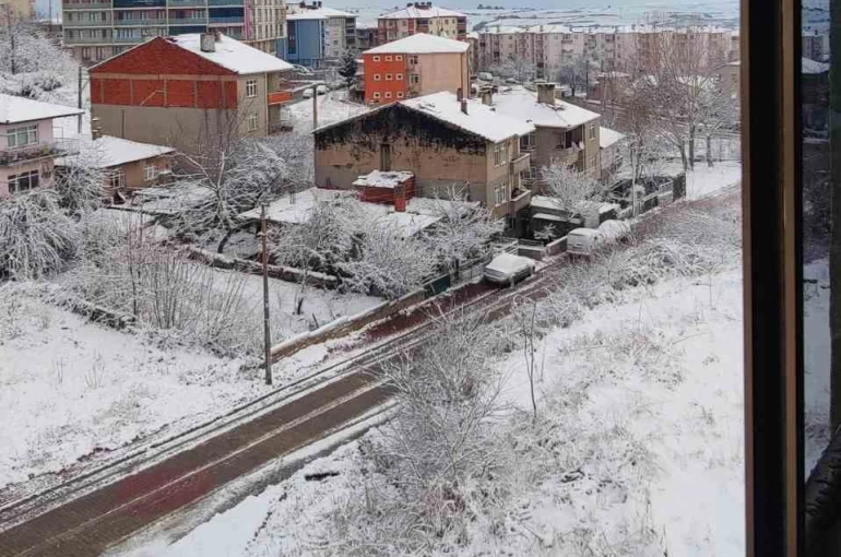 Malkara’da karda kartpostallık görüntüler oluştu 