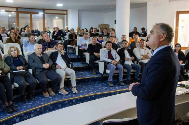 Manavgat Belediyesi personeline kamu iç kontrol ve risk yönetimi eğitimi 