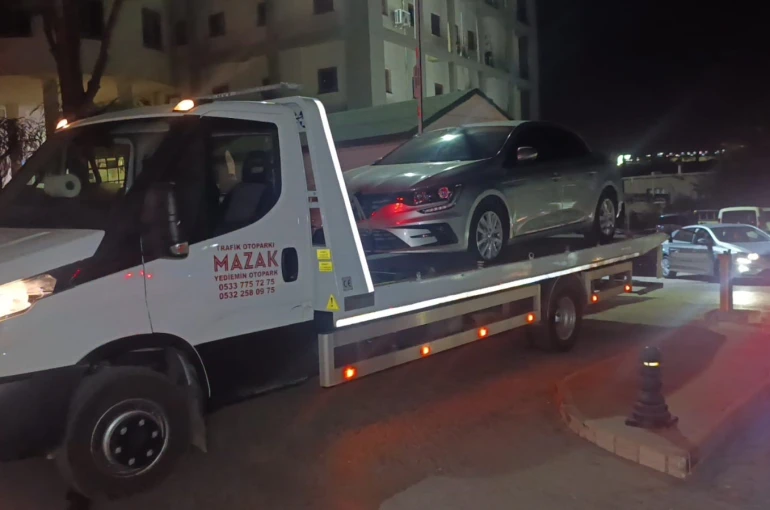 Manavgat Belediyesi’ne gece yarısı haciz operasyonu