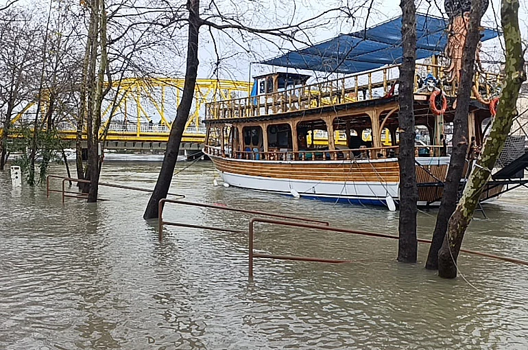 Manavgat ırmağında yağmur alarmı
