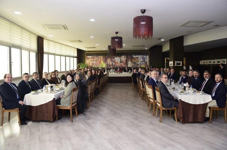 Manisa CBÜ Yükseköğrenim Vakfı Genel Kurul Toplantısı gerçekleştirildi 