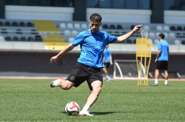 Manisa FK, Sakaryaspor maçı hazırlıklarına başladı 