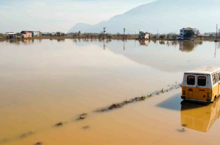 Manisa’da rekor yağışların bilançosu: 191 ihbar, 20 bin dekar su altında