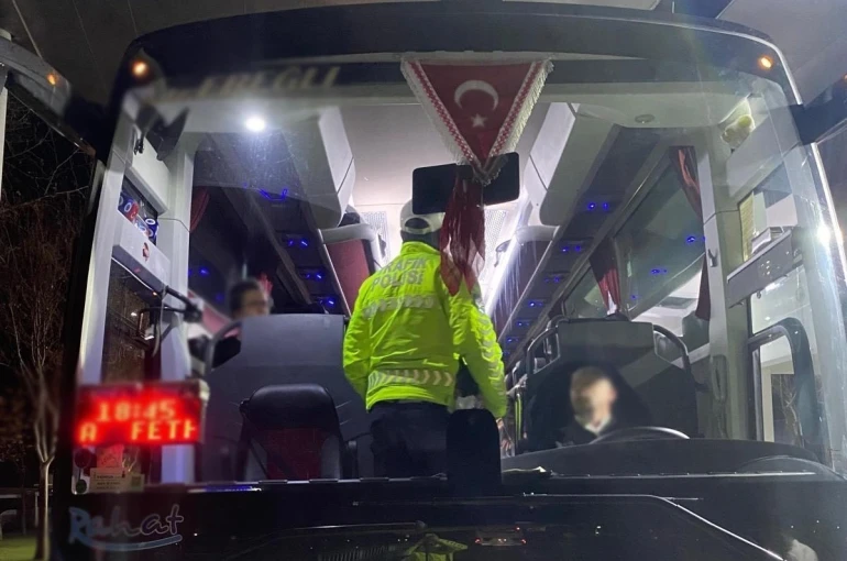 Manisa’da terminallerde otobüslere emniyet kemeri denetimi 