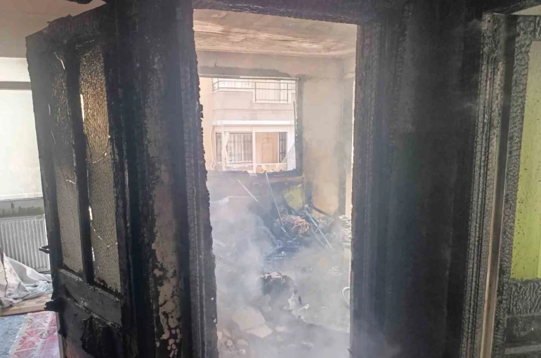 Manisa’da yaşlı adam yangında hayatını kaybetti 