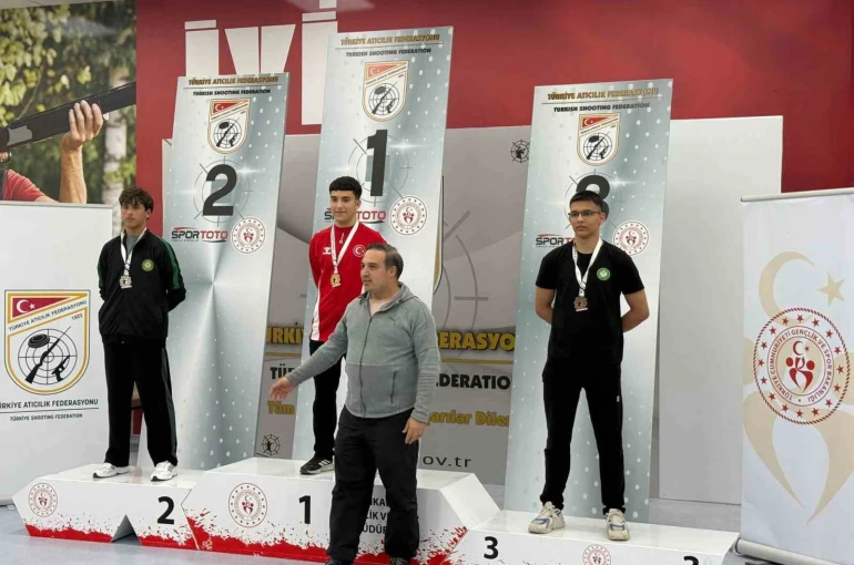 Manisalı atıcılardan 2 şampiyonluk 