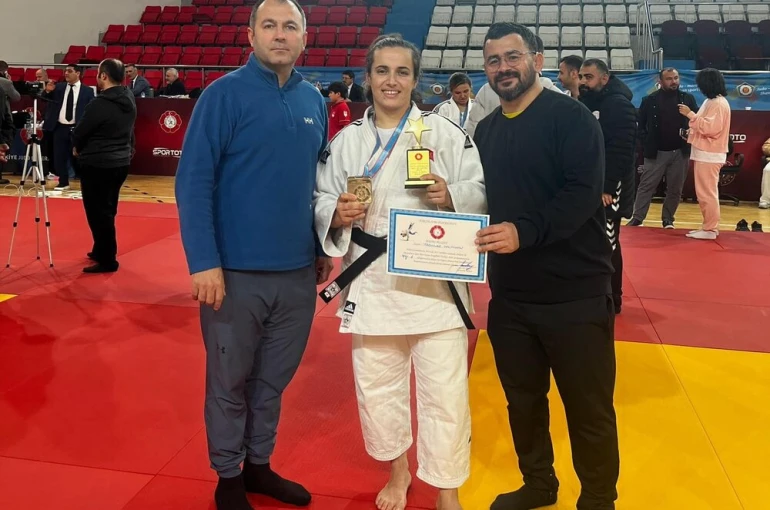 Manisalı Judocu Yadigar Talayhan, Olimpiyatlar için Japonya’da 