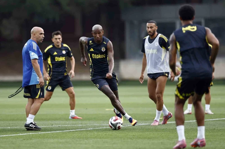 Marco Asensio, Fenerbahçe formasıyla ilk antrenmanına çıktı 