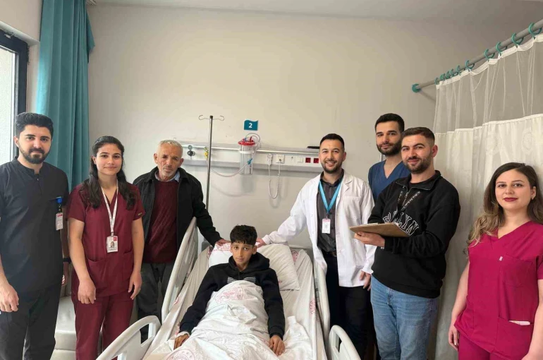 Mardin’de 12 yaşındaki çocuk kapalı böbrek ameliyatı ile sağlığına kavuştu 