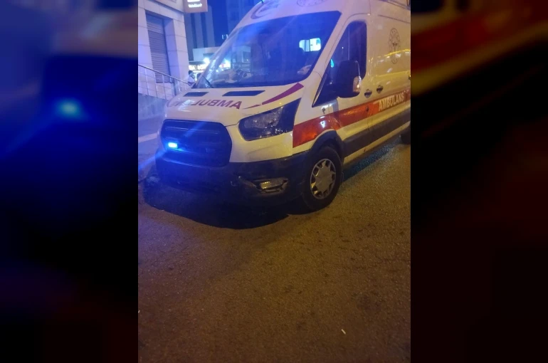 Mardin’de ambulans ile otomobil çarpıştı