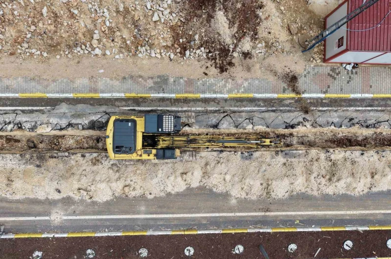 Mardin’de bir mahallede daha atıksu hattı döşeme çalışması tamamlandı 