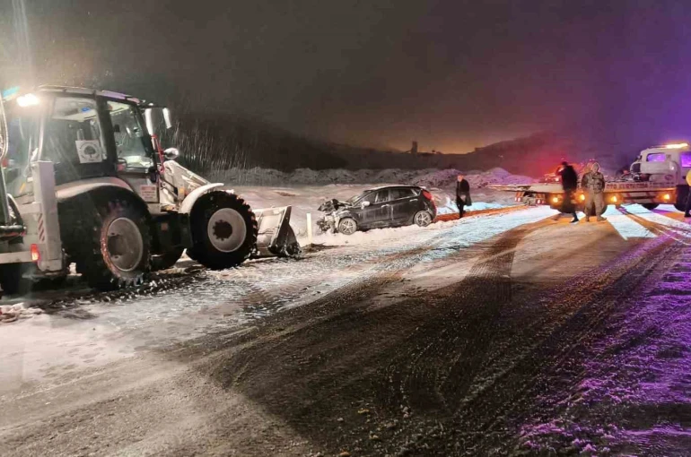 Mardin’de kar kazayı beraberinde getirdi: 7 yaralı 