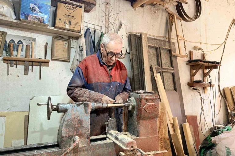 Mardinli usta ahşap beşik geleneğini yarım asırdır ayakta tutuyor