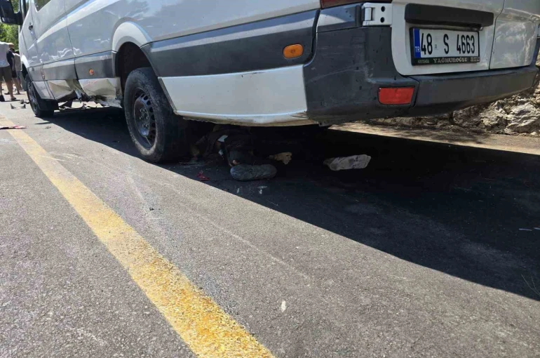 Marmaris-İçmeler yolunda motor kazası: 1 ölü, 1 ağır yaralı