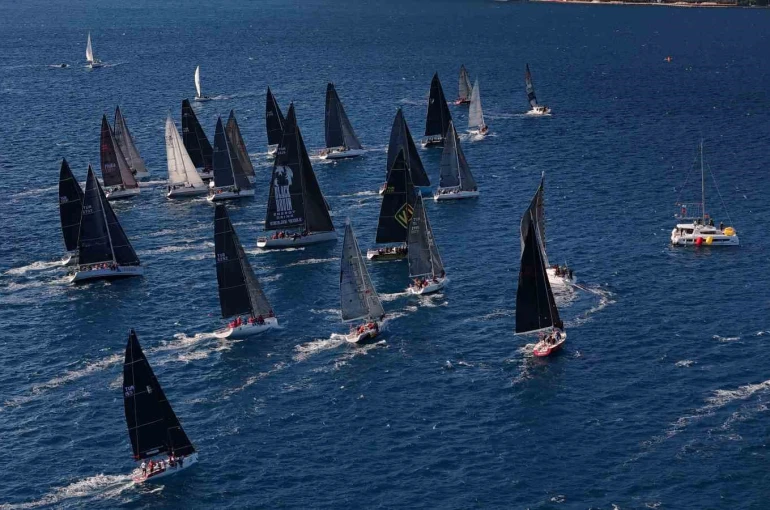 Marmaris Körfezi’nde yine yelkenler fora oldu 