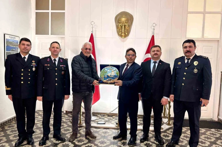 Marmaris’te 44 yıldır doğa için emek veren çevreciye, takdir belgesi 