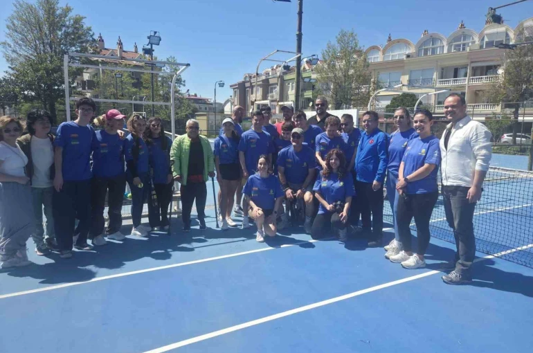 Marmaris’te ‘Otizm farkındalık ‘turnuvası büyük ilgi gördü 