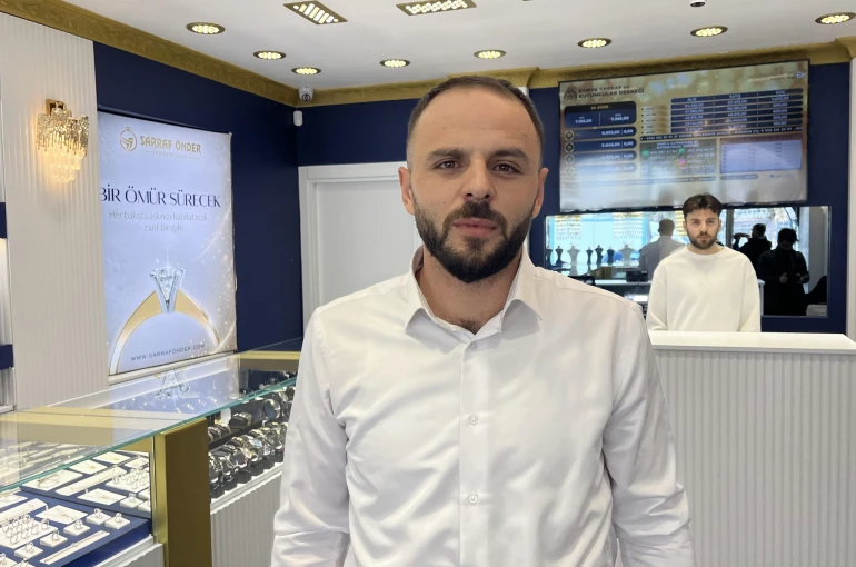 Maskeli soyguncuların hedefi olan kuyumcu o anları anlattı