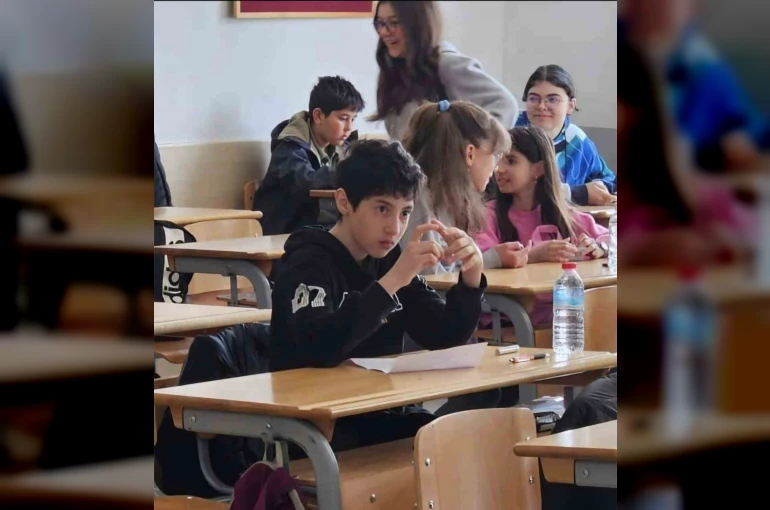 Matematik Olimpiyatı ön eleme sınavında Türkiye dördüncüsü Emet’ten 