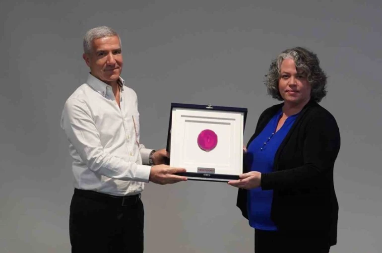 Medical Point Hastanesi ve Stanford Üniversitesi arasında bilimsel iş birliği 