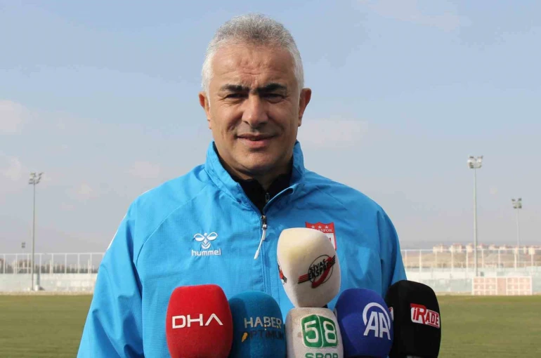 Mehmet Altıparmak: "Sivasspor’un hedefi şampiyonluktur" 