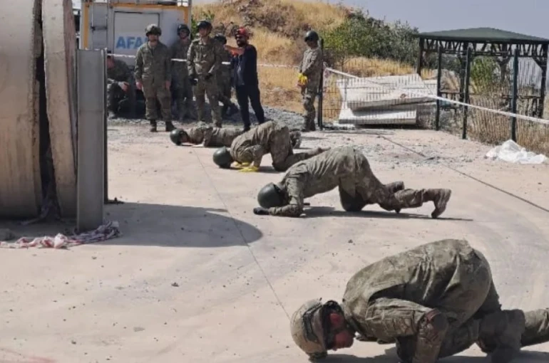 Mehmetçik afetlere karşı görev başında 