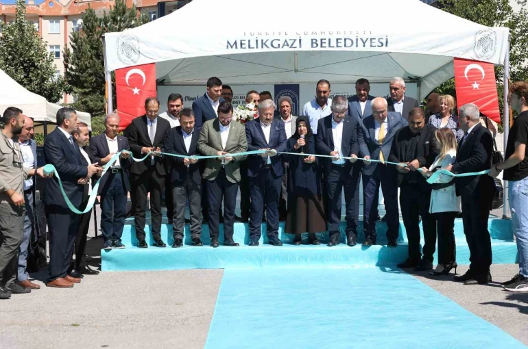 Melikgazi Belediyesi H. Mehmet Yıldırım ASM ve Ayten Yıldırım 112 Acil İstasyonu açıldı 