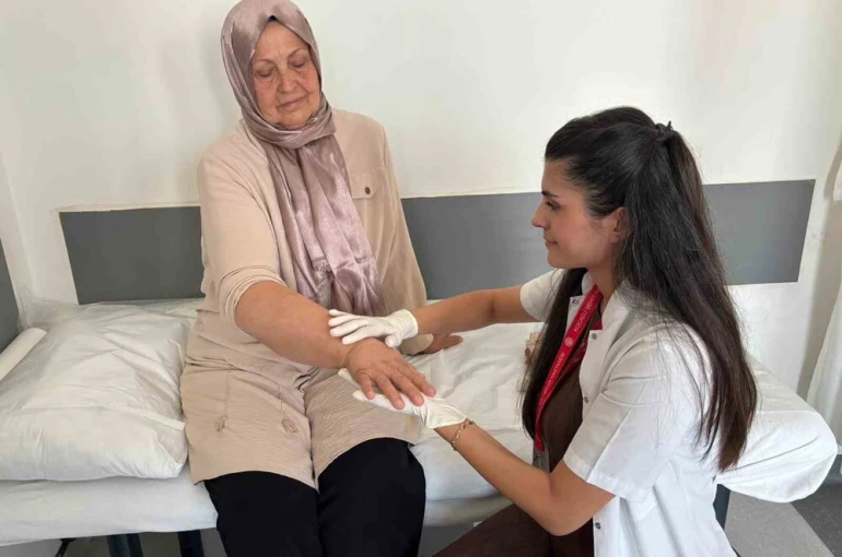 Meme kanseri sonrası sessiz tehlike: Lenfödem 