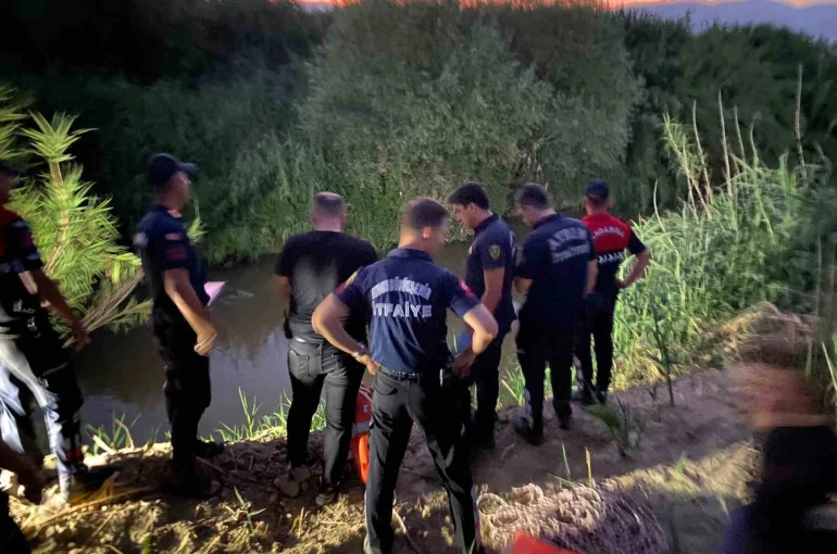 Menderes Nehri’ne atlayan şahıs kurtarıldı 