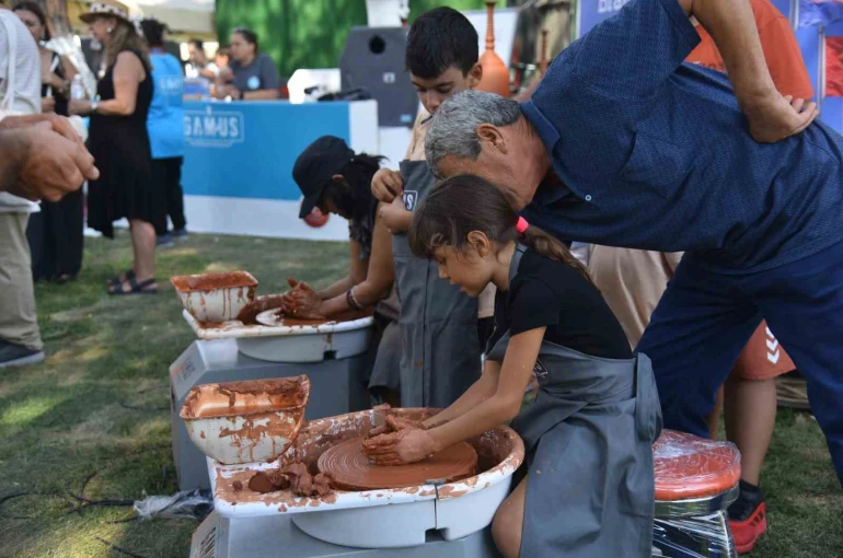 Menemen’de festival heyecanı sürüyor 