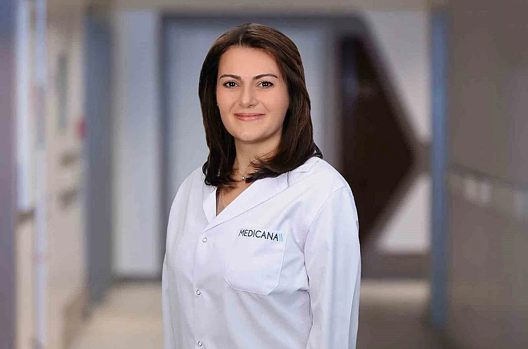 Menopoz beyni de etkiliyor: Uzmanından kadınlara önemli tavsiye 