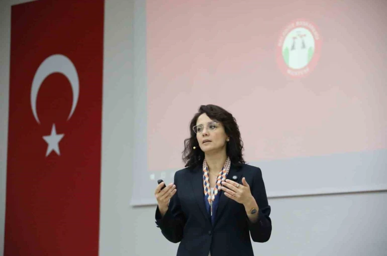 Menteşe Belediye Başkanı Aras, 2026 projelerini anlattı 