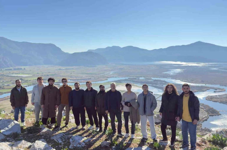 Menteşe gençleri Dalyan Kaunos’ta tarih ve doğayla buluştu 