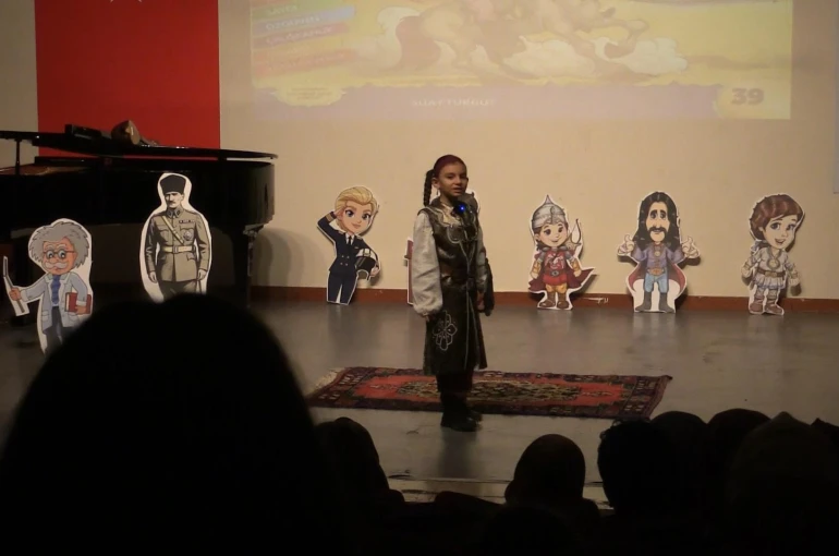 Meram 15 Temmuz Şehitleri İlkokulu’ndan “Geleceğin Umutları” tiyatro gösterisi