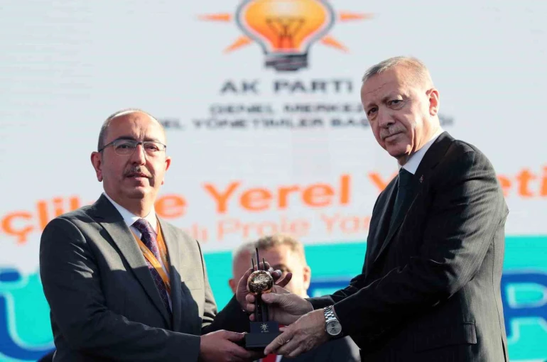 Meram’da Gençliğin, Sporun ve Eğitimin Adı; MEGA, 2026’ya da güçlü bir programla giriyor 