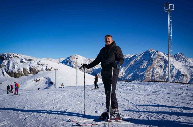 Mergabütan Kayak Merkezi’nde sezon açıldı 