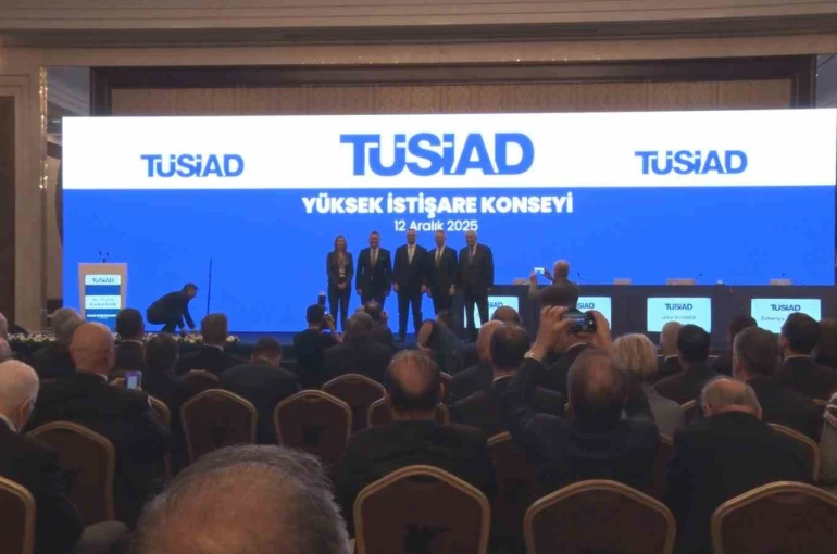 Merkez Bankası Başkanı Karahan: "Fiyat istikrarının sağlanmasıyla birlikte kalıcı ve genele yayılan refah artışına ulaşacağız"