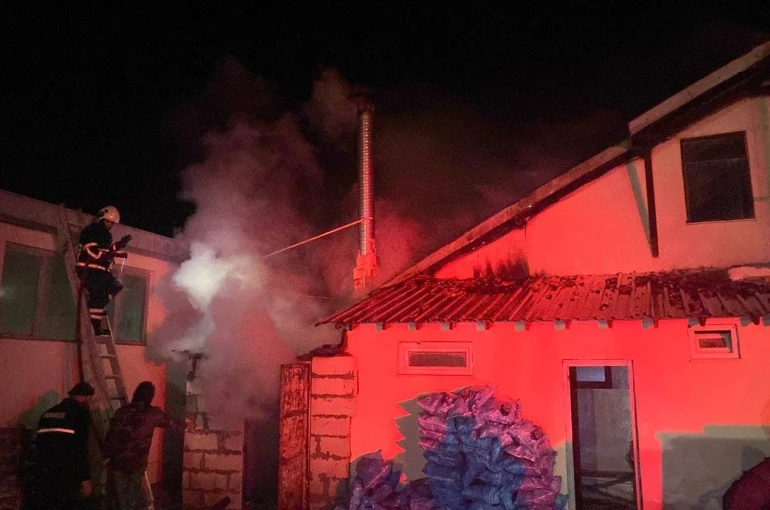 Mermer fabrikasında yangın çıktı 