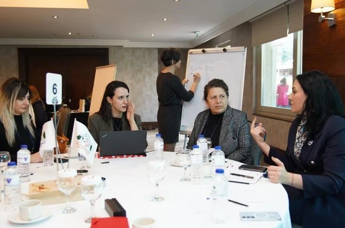 Mersin Büyükşehir Belediyesi kadın dostu kentler çalıştayında yer aldı 