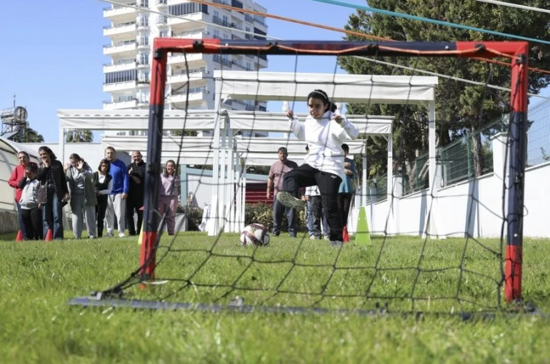 Mersin Büyükşehir Belediyesinden özel bireylere engelsiz yaşam desteği 