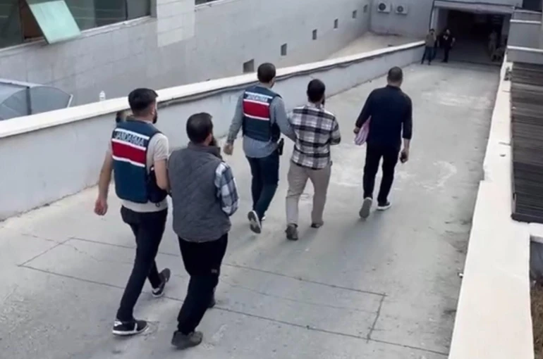 Mersin'de DEAŞ operasyonu: 2 tutuklama