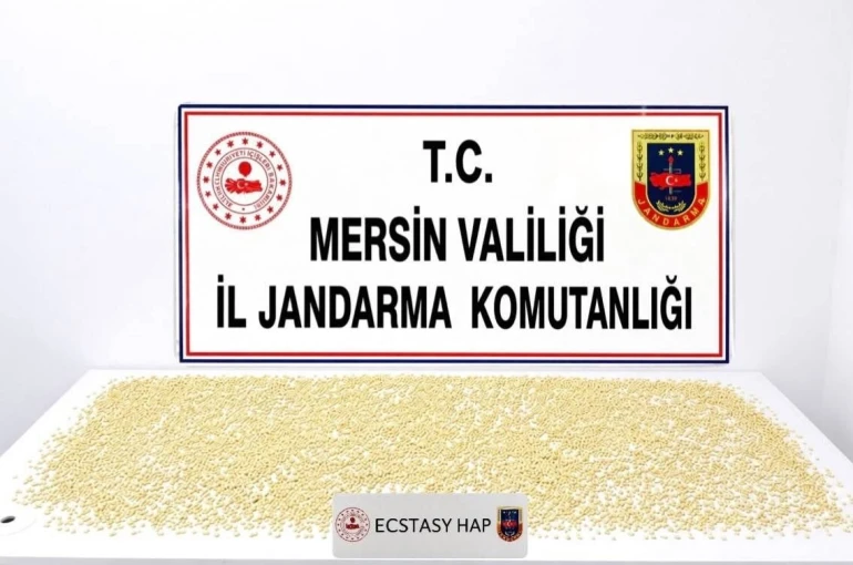Mersin’de 3 bin 760 uyuşturucu hap ele geçirildi
