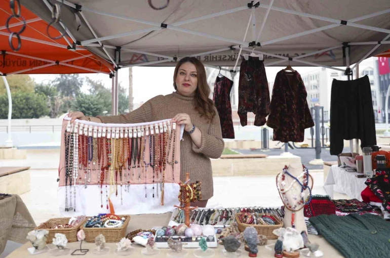 Mersin’de kadın emeği Kent Meydanında değer buluyor 