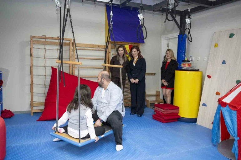 Mersin’de otizmli çocuklar ve aileleri buluştu 