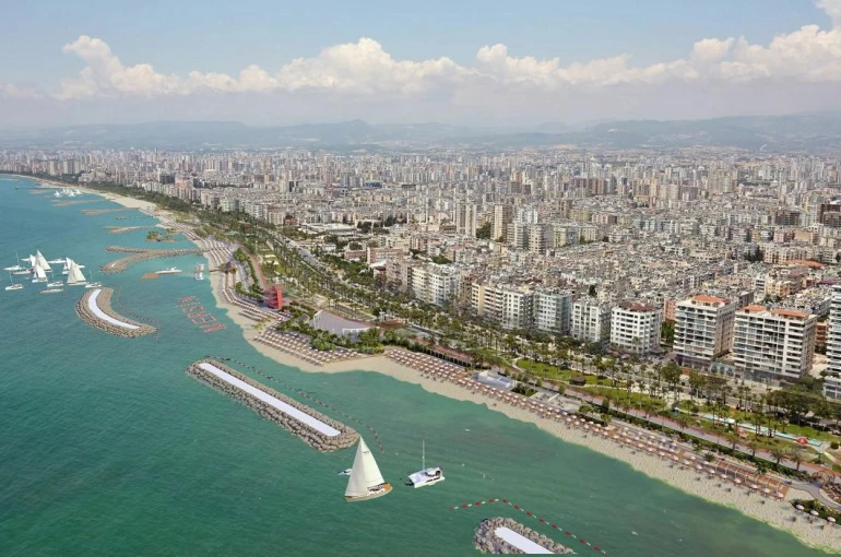 Mersin’de sahil hattına ’Plaj Mersin’ projesi 